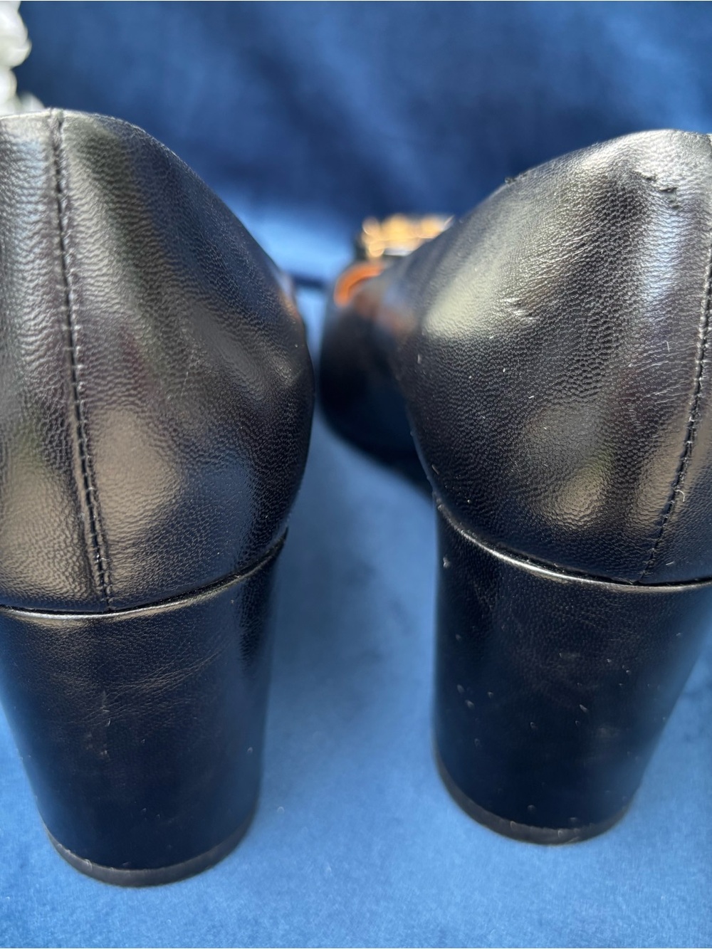 Tory Burch Black Leather Ballet Flats with Gold Logo Medallionw. Size 8.5 - Picture 11 of 11